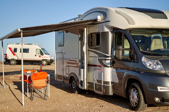 Noleggiare un camper privatamente: calcolo dei costi, assicurazione, ricerca di un inquilino