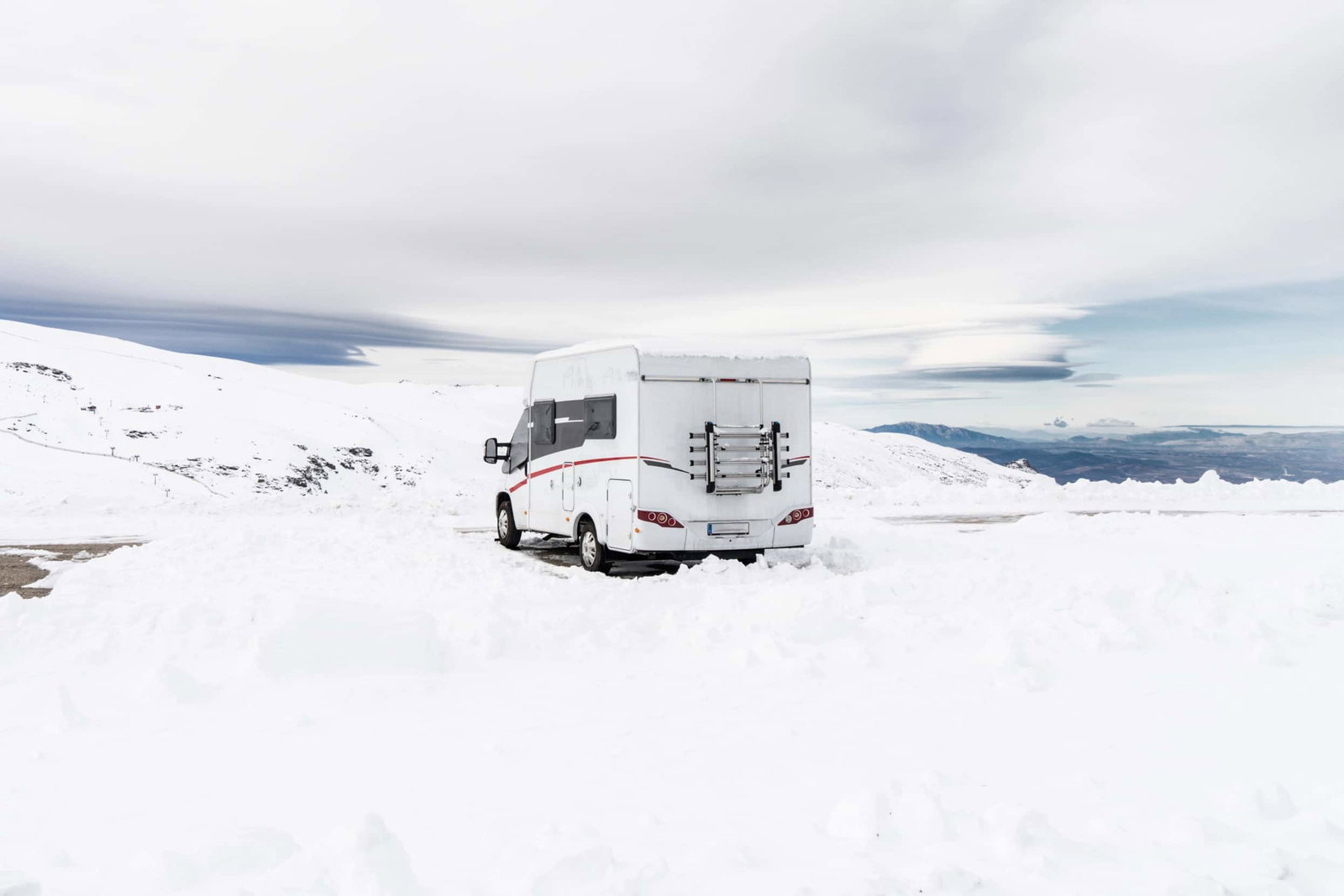 Campeggio invernale: 15 prodotti per un'accogliente giornata in campeggio