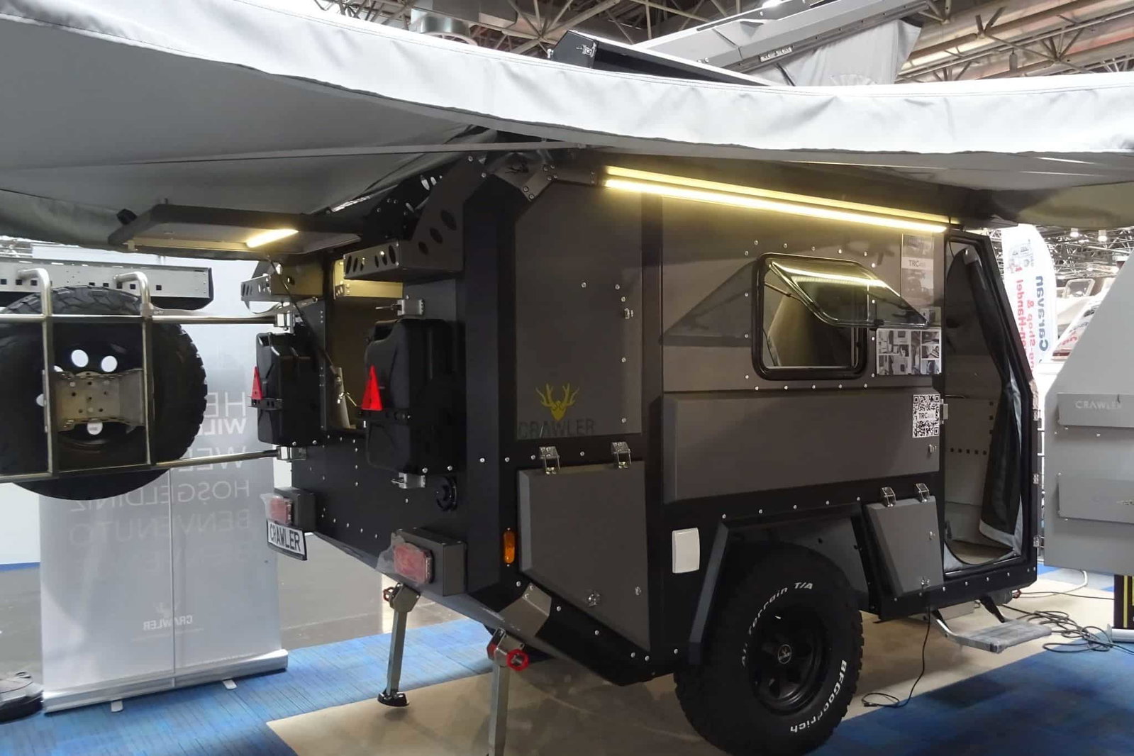 Crawler TRC 458i (2024) - Caravan fuoristrada con carrozzeria in alluminio per 4 persone