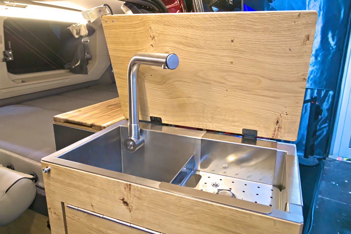 SpaceCamper Roof Caravan Salon 2024