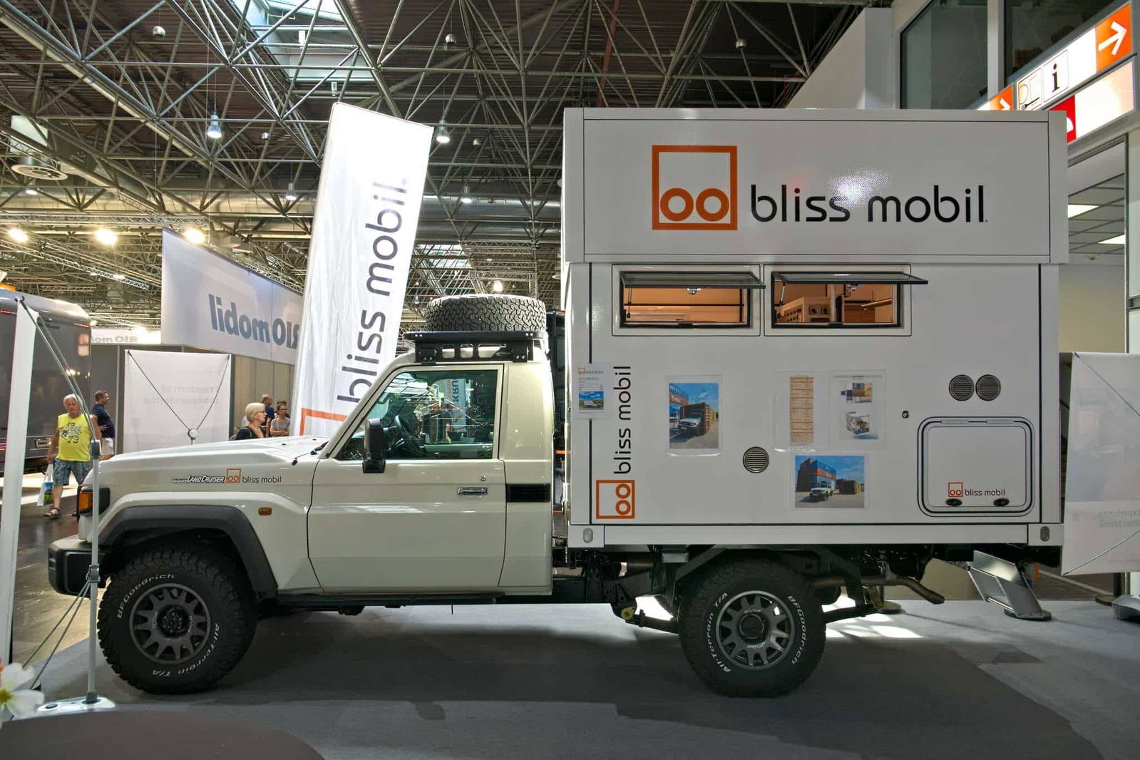 Bliss Mobil 8 Foot (2025) - Cabina di spedizione per gli amanti del fuoristrada