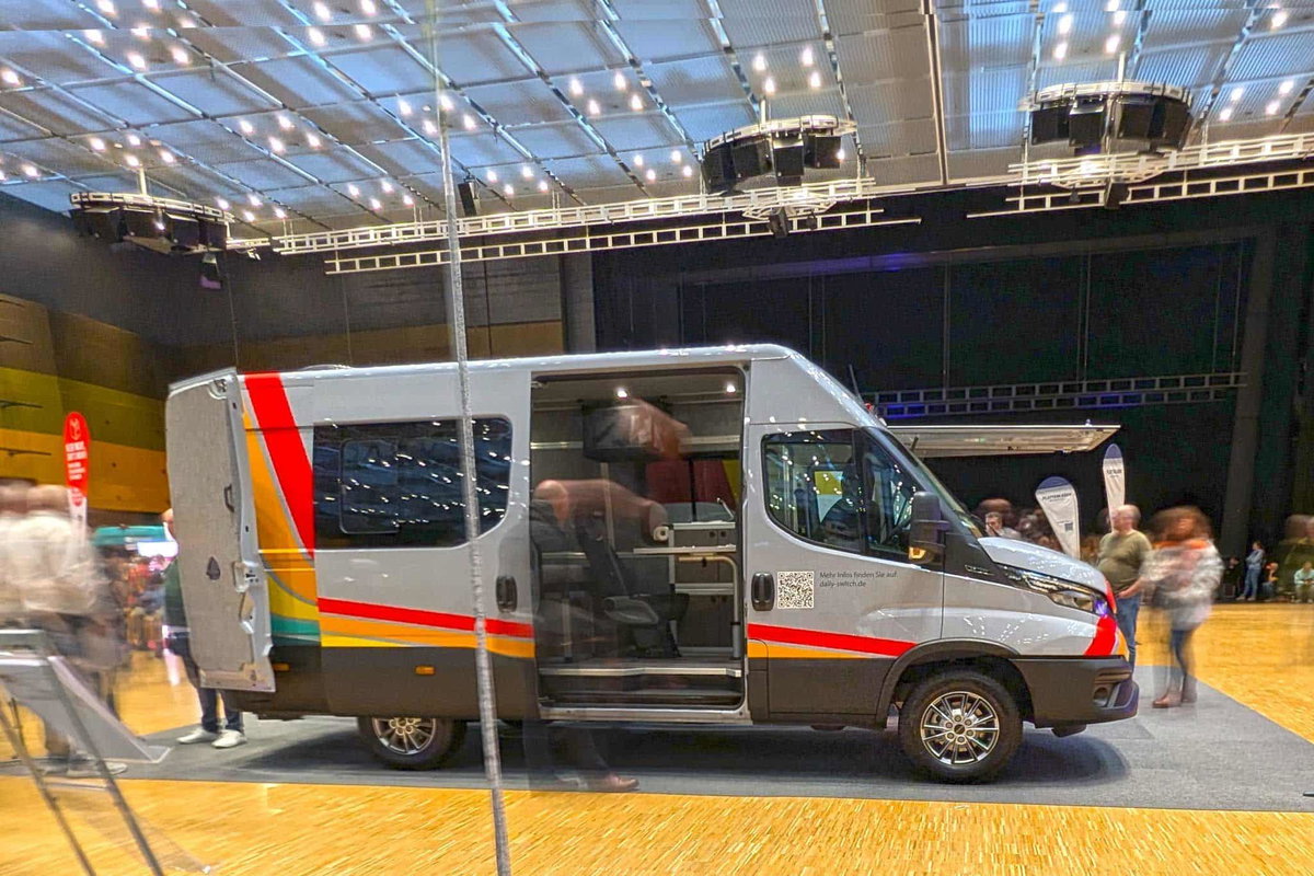LMC MODO Iveco Daily Switch alla CMT 2025 Il sistema modulare per l'autoconfigurazione