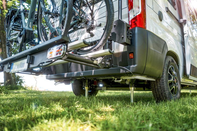 Stabilizzatori per furgoni camperizzati 800 euro più convenienti: AL-KO VT LevelVan ora in offerta